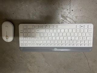 Teclado más ratón