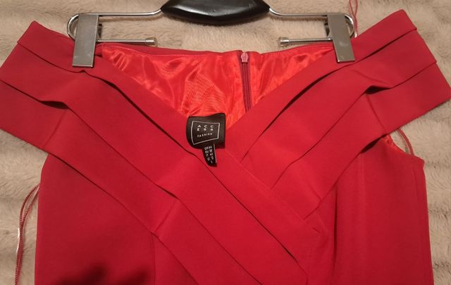 Vestido midi color cereza Access Fashion