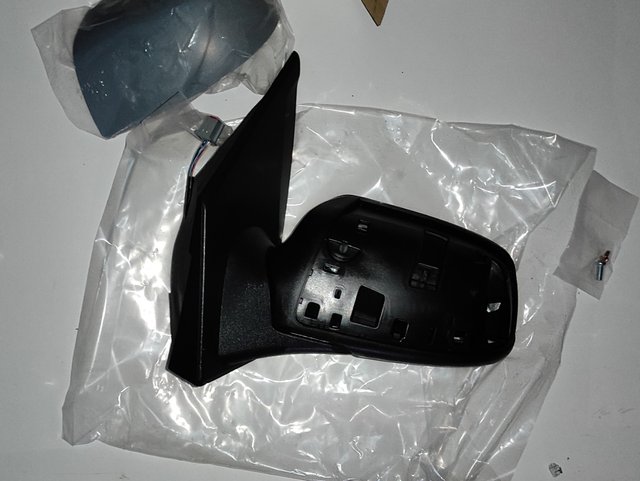 Nuevo, retrovisor izquierdo Ford Fusion