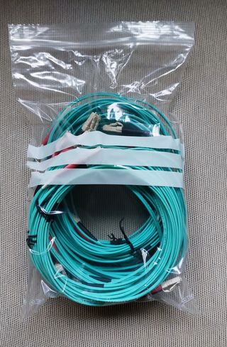 Diez cables de fibra 10 Gb LC/LC OM3 LSZH de 3 m.