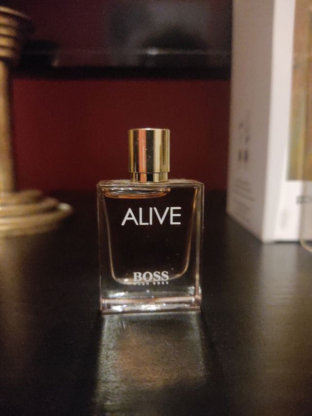 Miniatura de perfumes Alive de Hugo Boss