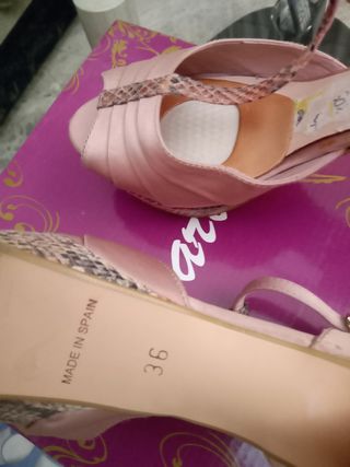 zapato mujer con tacón y plataforma