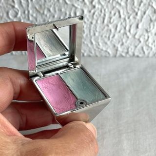 Dior / anillo con sombra de ojos