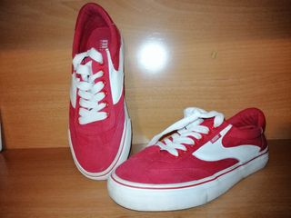 zapatillas rojas mustang 