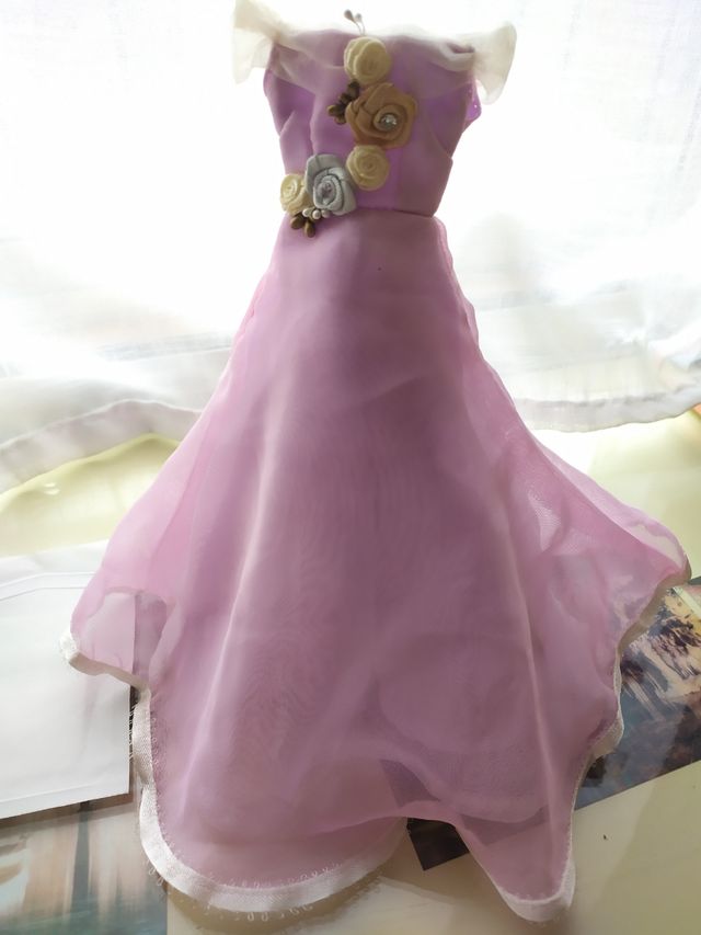 vestido novia malva de barbie.de edicion limitada