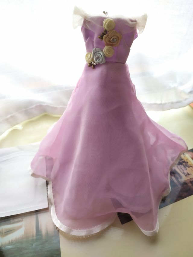 vestido novia malva de barbie.de edicion limitada