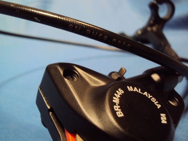 NUEVO Freno SHIMANO M445 PM Delantero 800mm  M446