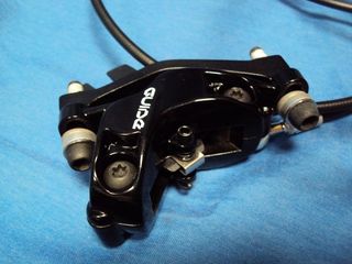 NUEVOS. Frenos 4 Pistones Sram Guide RS Bicicleta