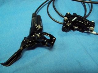 NUEVOS. Frenos 4 Pistones Sram Guide RS Bicicleta