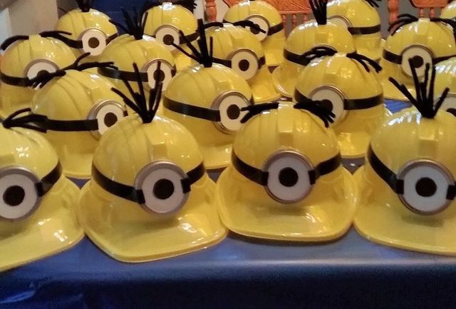 Casco minion