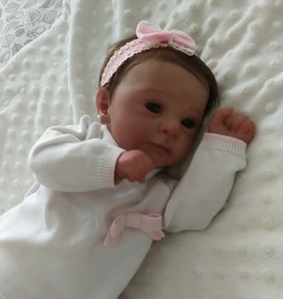 bebe reborn 