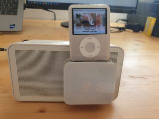 Despertador con iPod/iPad Dock