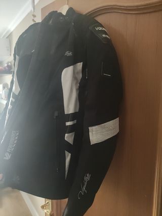 CHAQUETA DE MUJER 