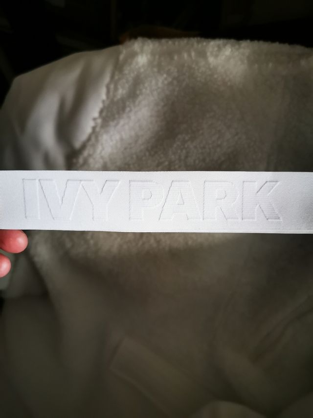 Cazadora Ivy Park adidas