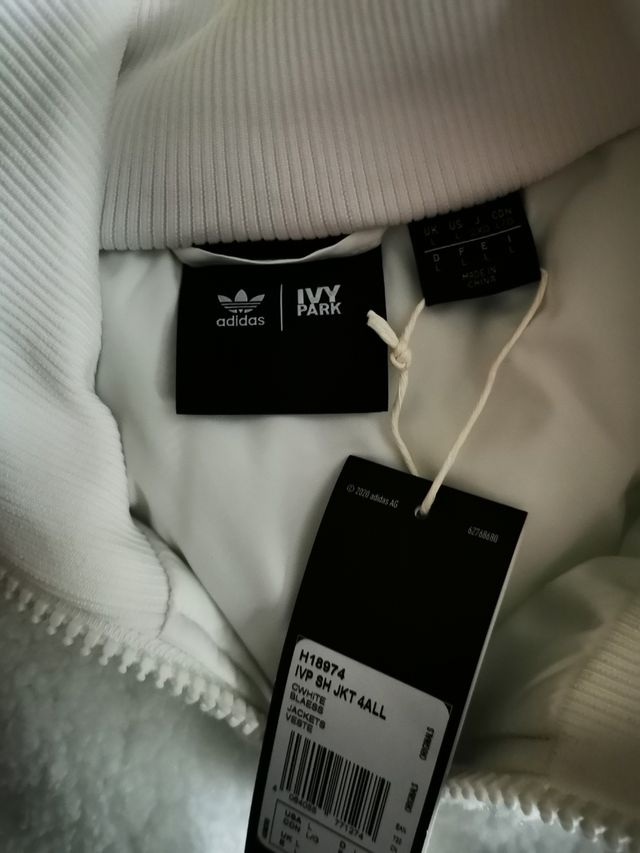 Cazadora Ivy Park adidas