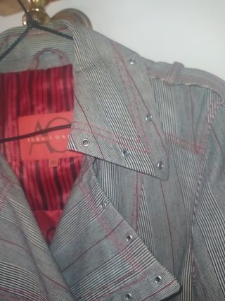 GABARDINA/ABRIGO MARCA ALBA CONDE