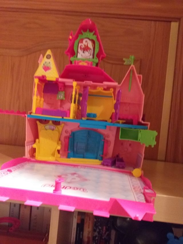 castillo de pin y pon