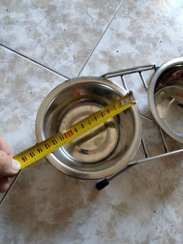 COMEDERO BEBEDERO CON SOPORTE Entrega en mano