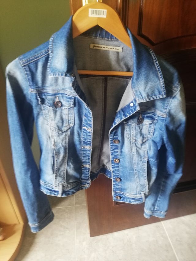 Cazadora vaquera Stradivarius