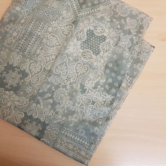 Sciarpa verde leggera