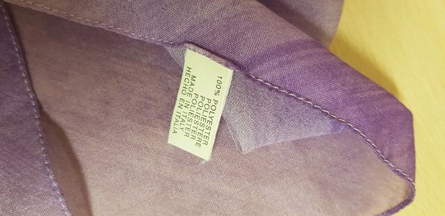 Sciarpa viola a righe