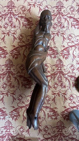 Cristo en madera Antiguedades