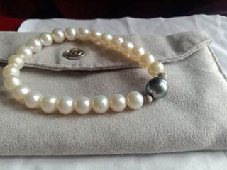Estupenda pulsera de perla