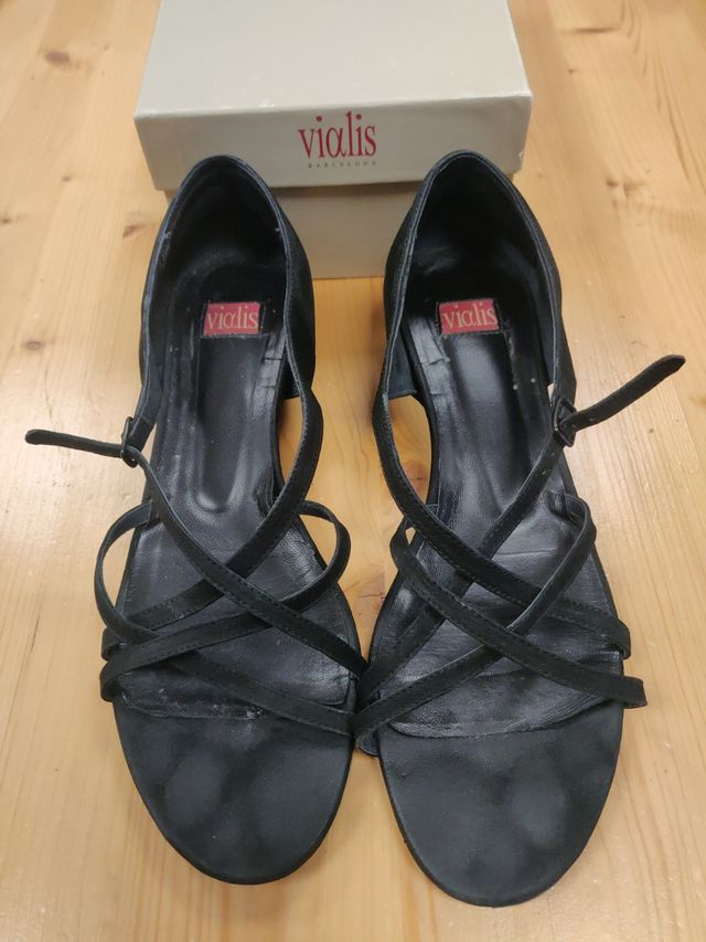 Sandalias Vialis nuevas