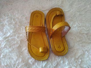 Sandalias de piel color Limón talla 37 hasta 44