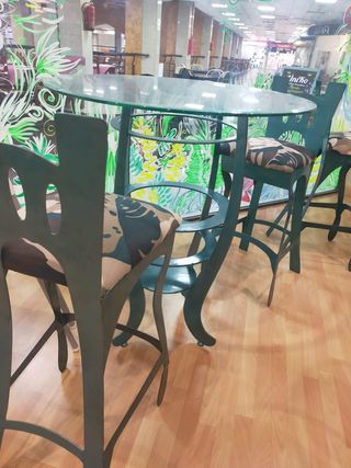 set mesas y sillas para cafeteria o restaurante