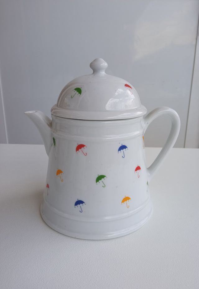 Juego 6 tazas de café con leche+cafetera+azucarero