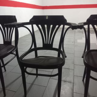 9 sillas tipo thonet