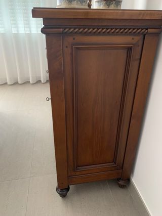 Aparador de madera