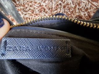 Bolso de mano azul marino Zara