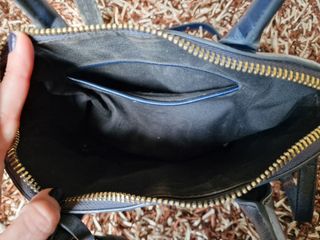 Bolso de mano azul marino Zara