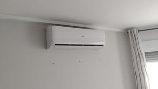 INSTALACIÓN DE AIRE ACONDICIONADO