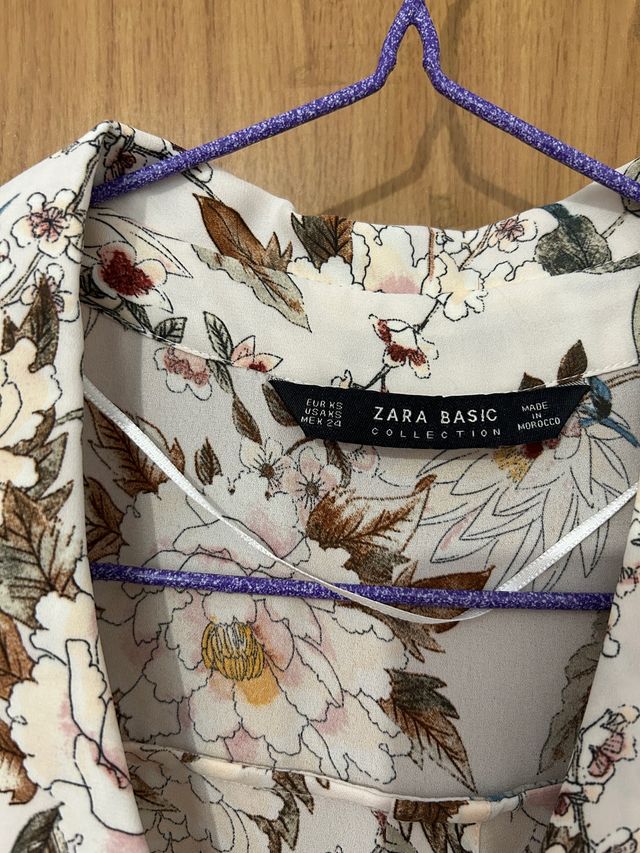 Camisa flores zara