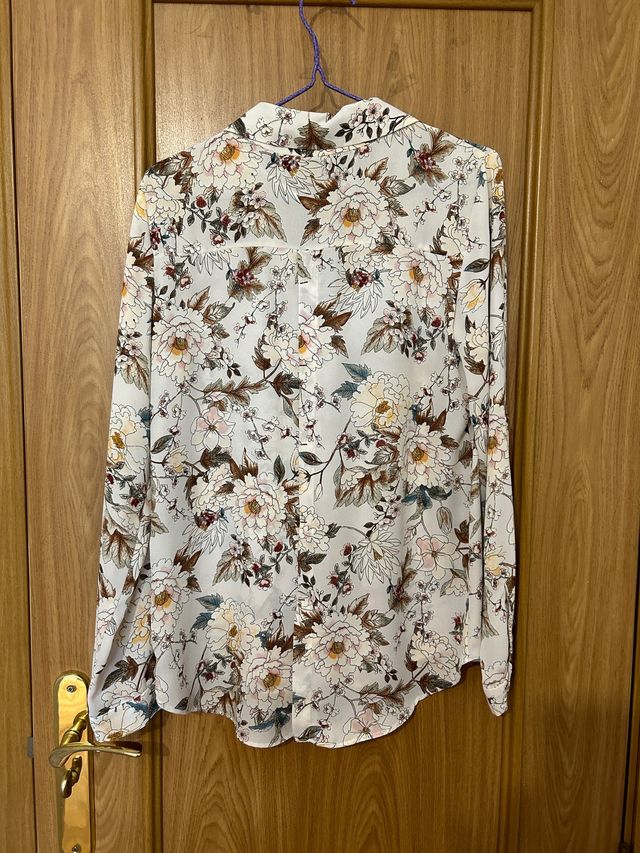 Camisa flores zara