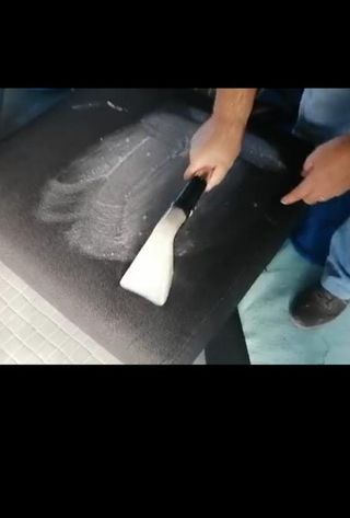 LIMPIEZA DE TRESILLOS Y SOFAS