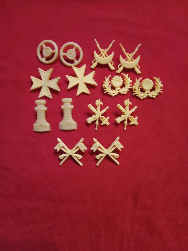 LOTE INSIGNIAS MILITARES  EJERCITO ESPAÑOL