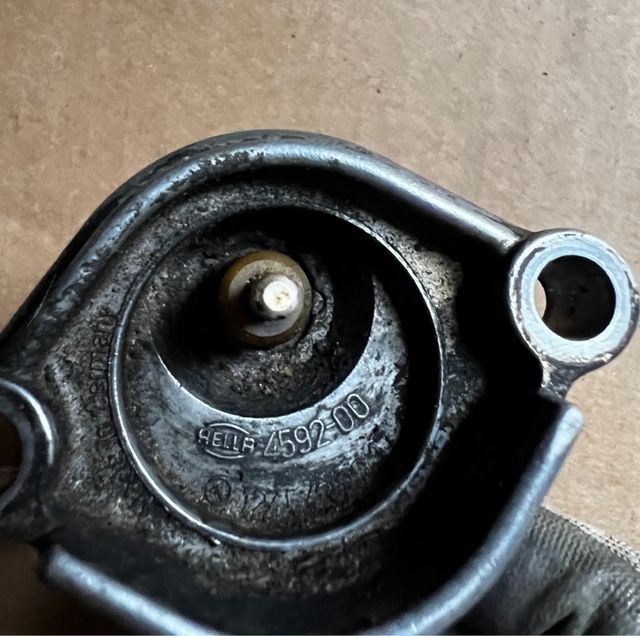 Sensor nivel aceite Mercedes 190D 2.5 W201