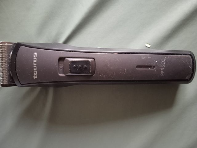 Rasoio Taurus Perseus