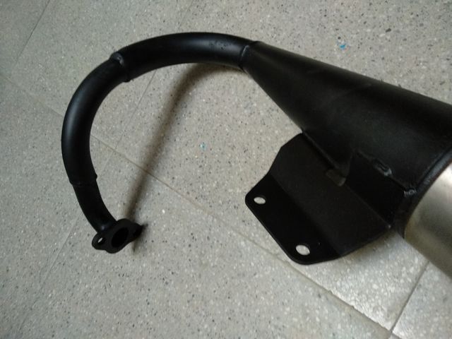 escape kundo para scooter peugeot