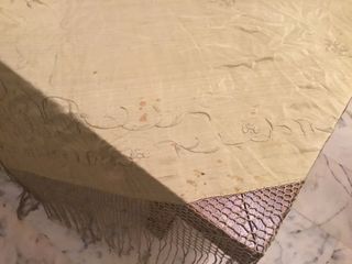 Manton de manila isabelino