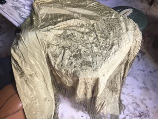 Manton de manila isabelino