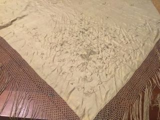 Manton de manila isabelino