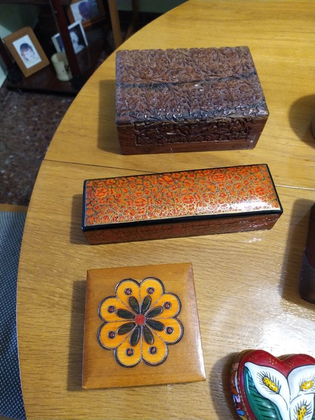 Colección de 10 cajas artesanales nuevas