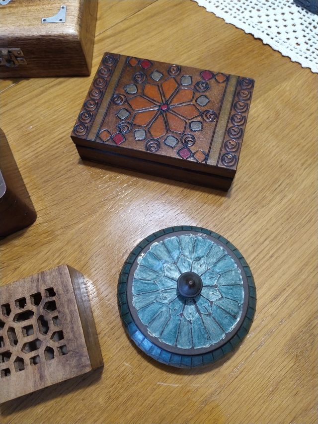 Colección de 10 cajas artesanales nuevas