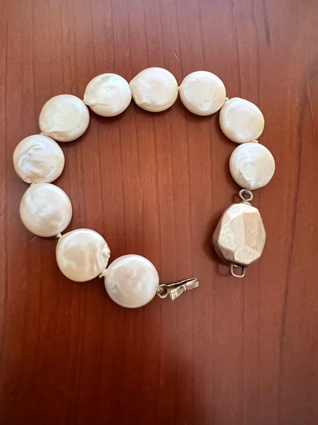 Pulsera perlas de río