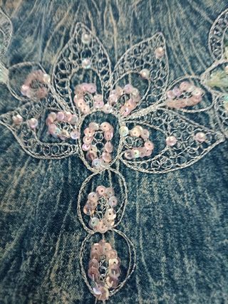 chaqueta vaquera bordada